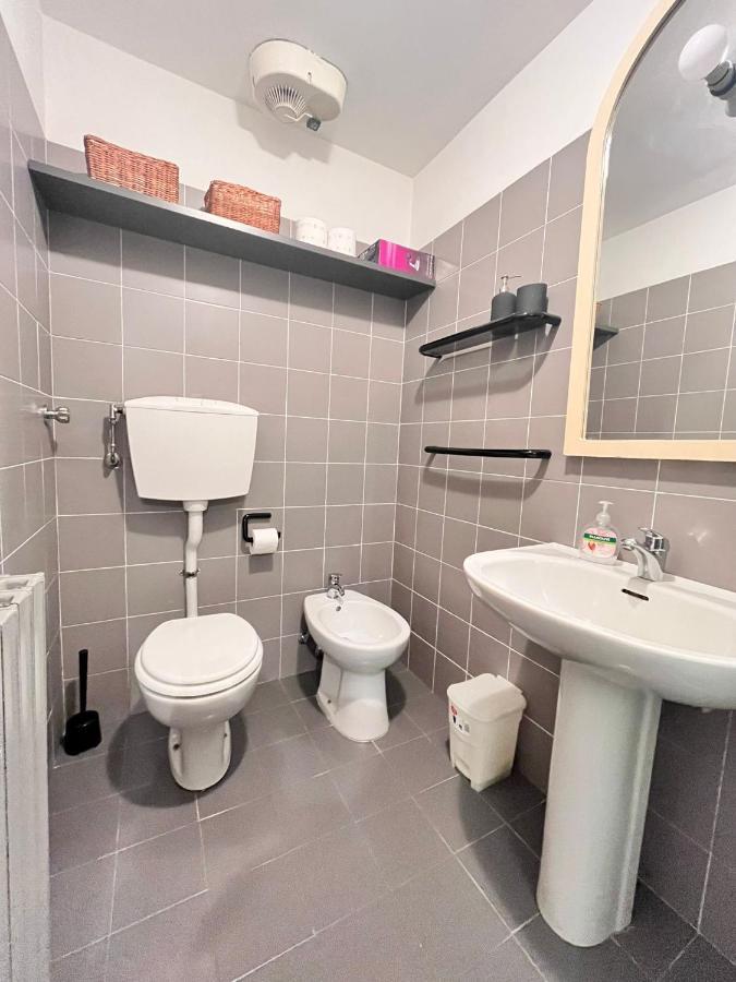 Appartement Kibilu - Via Guido D'Arezzo à Milan Extérieur photo